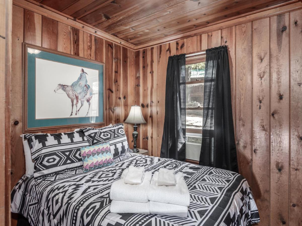 Tiny Two, 2 Bedrooms, Midtown, Sleeps 4 Ruidoso Esterno foto